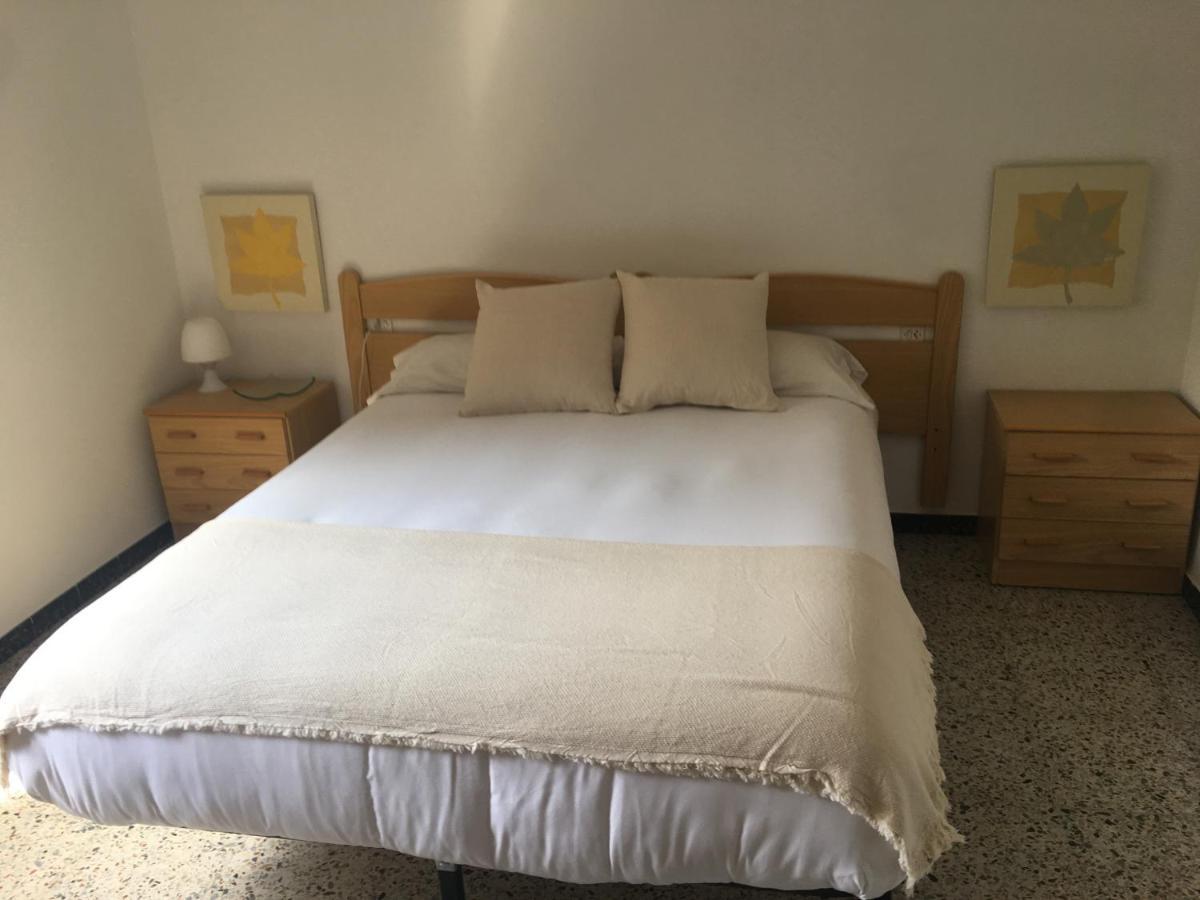 Apartaments La Pertusa 2O Corca  Kültér fotó