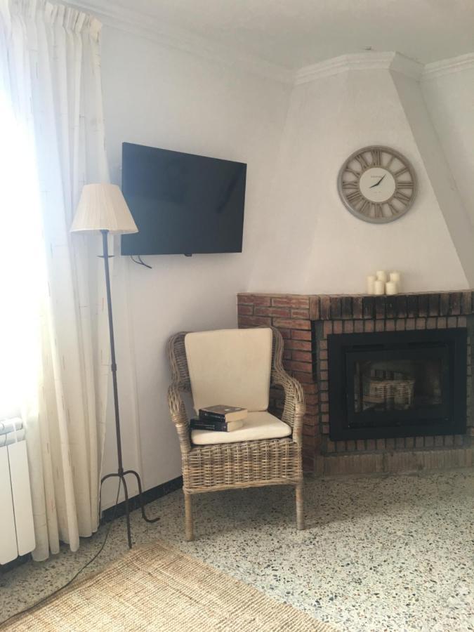 Apartaments La Pertusa 2O Corca  Kültér fotó