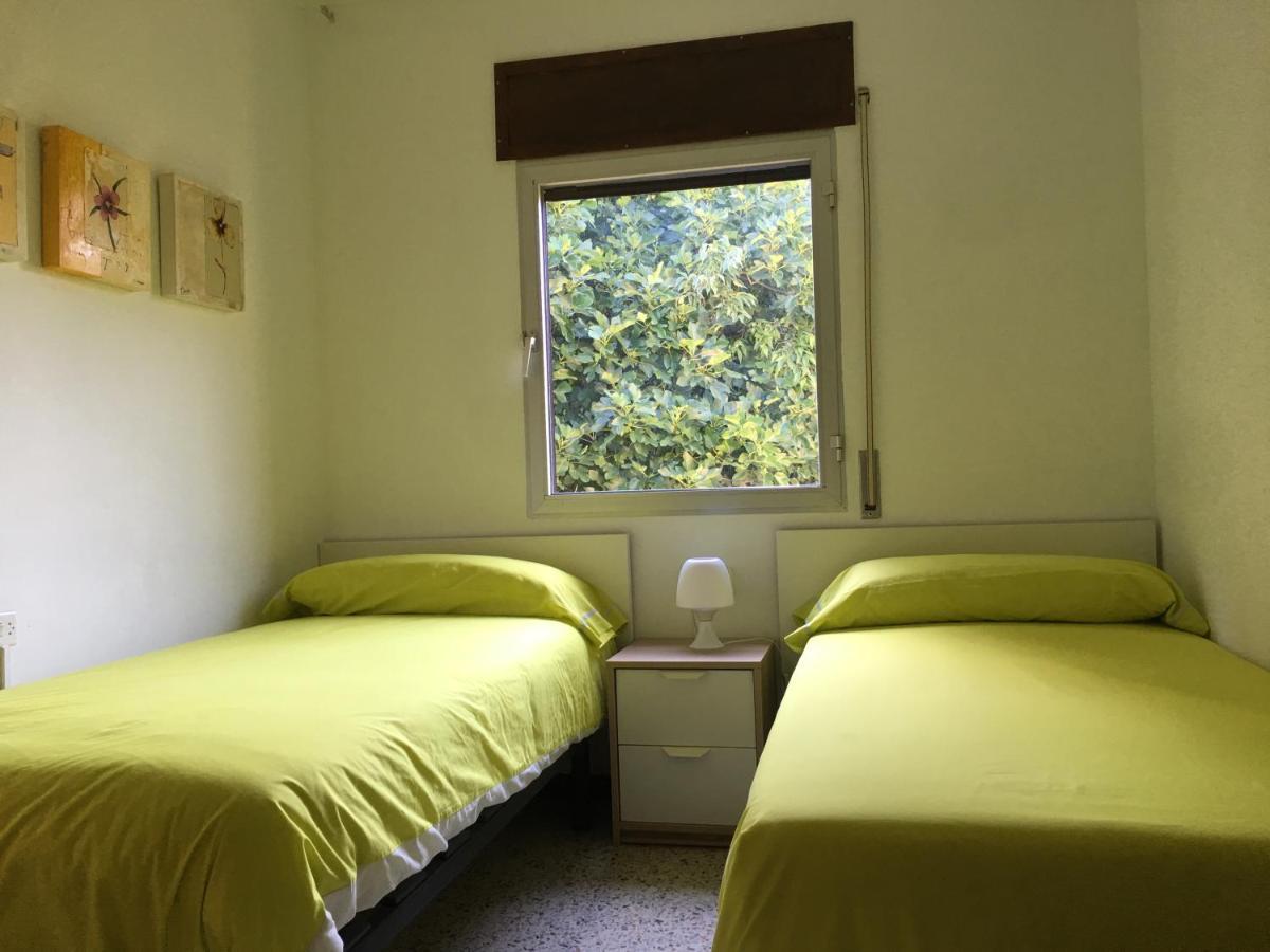 Apartaments La Pertusa 2O Corca  Kültér fotó