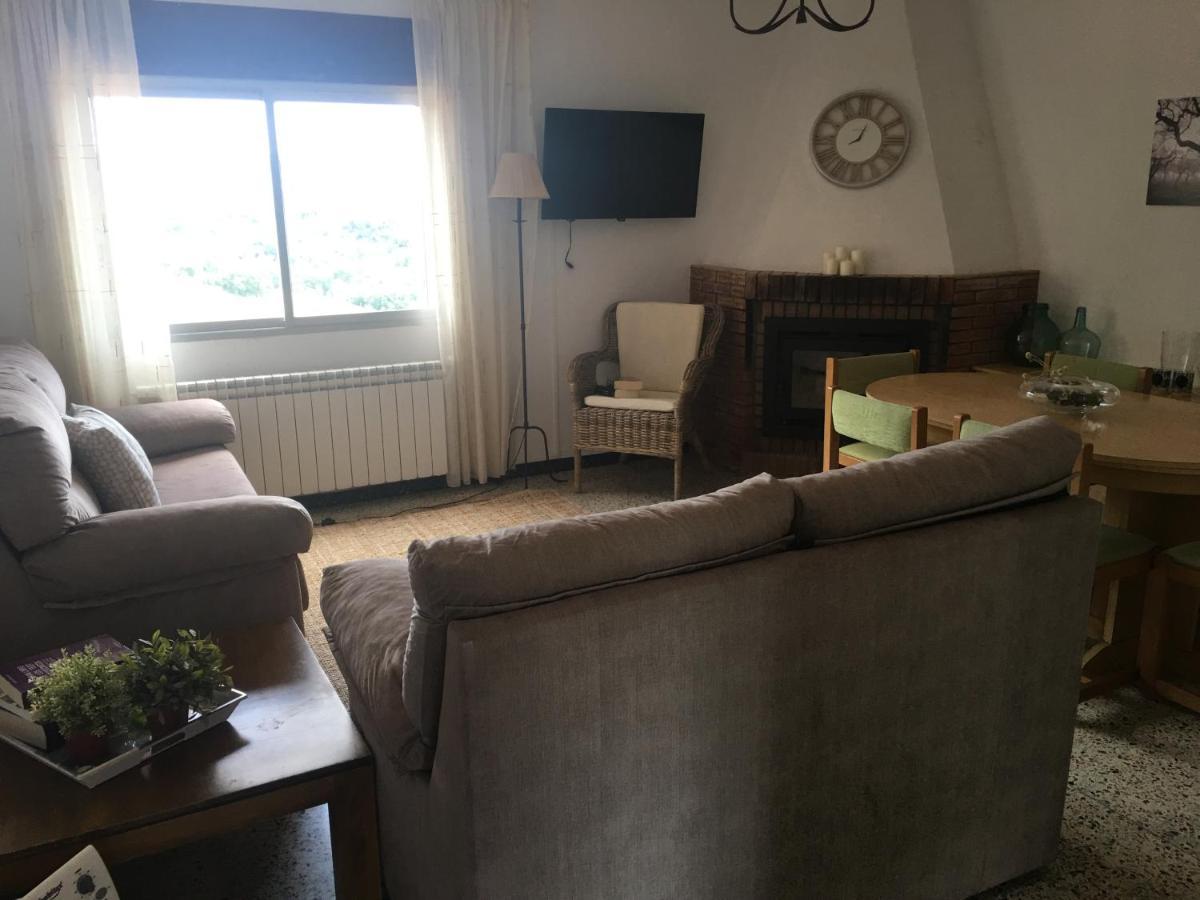 Apartaments La Pertusa 2O Corca  Kültér fotó